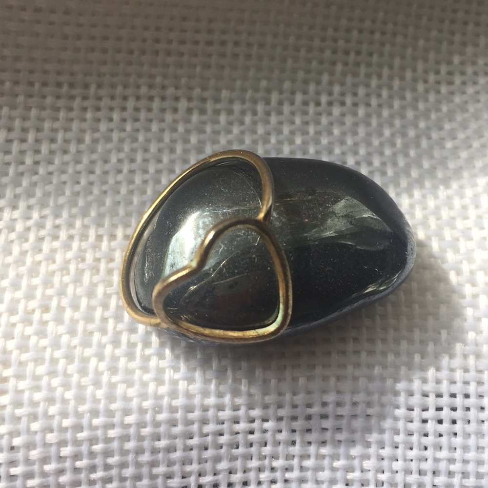 Heart ring - Picture 3 of 4
